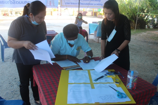 การสมัครรับเลือกตั้งสมาชิกสภาเทศบาลตำบลเขาพระและนายกเทศมนตรีตำบลเขาพระ ระหว่างวันที่ 8-12 กุมภาพันธ์